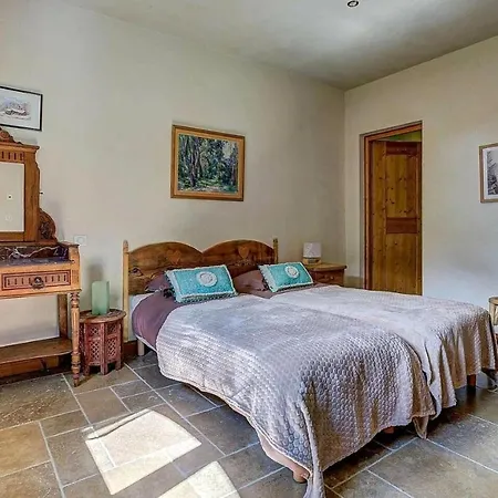 Holiday home Alpina Chalet *